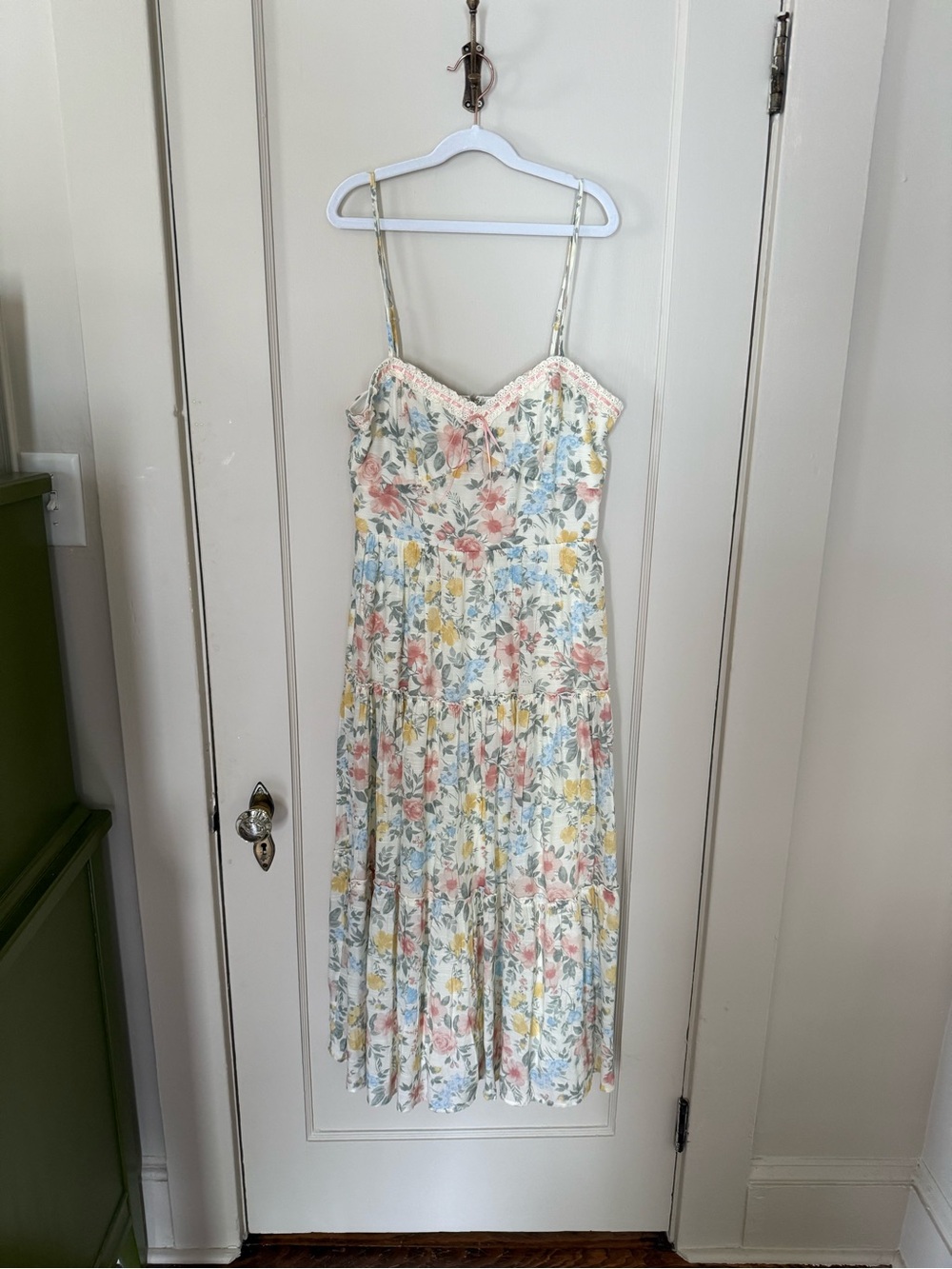 Trixxi Cream Floral Spaghetti-Strap Midi Dress